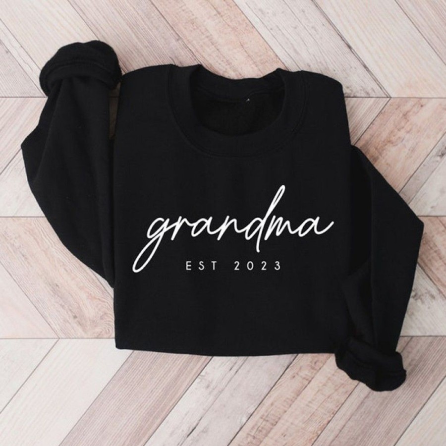 Custom Favoshape | Women'S Personalized Est Grandma Crewneck Sweatshirt